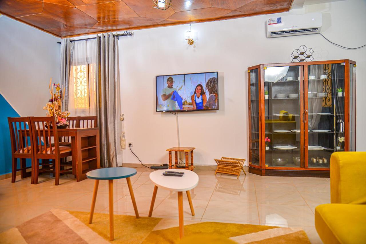 Appartement Meuble 2 Chambres Avec Salle De Bain - 1 Salon - 1E Cuisine - La Concorde - Quartier Nkomkana ยาอุนเด ภายนอก รูปภาพ