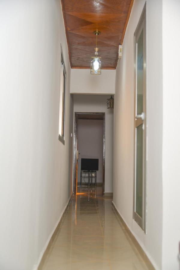 Appartement Meuble 2 Chambres Avec Salle De Bain - 1 Salon - 1E Cuisine - La Concorde - Quartier Nkomkana ยาอุนเด ภายนอก รูปภาพ